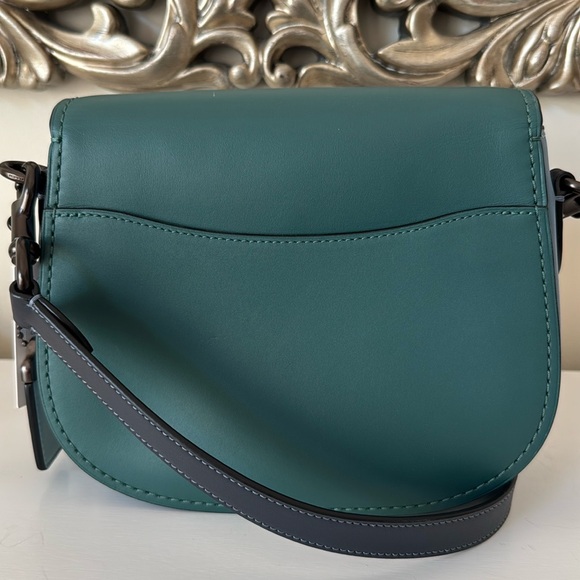 NWT Coach Saddle Rare Leather - Picture 6 of 9